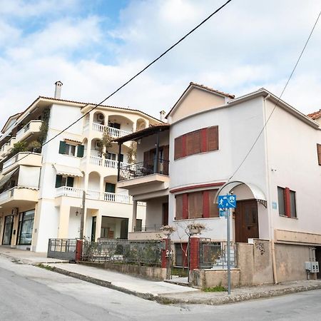 Appartement Palazzo Di Meteora à Kalambaka Extérieur photo